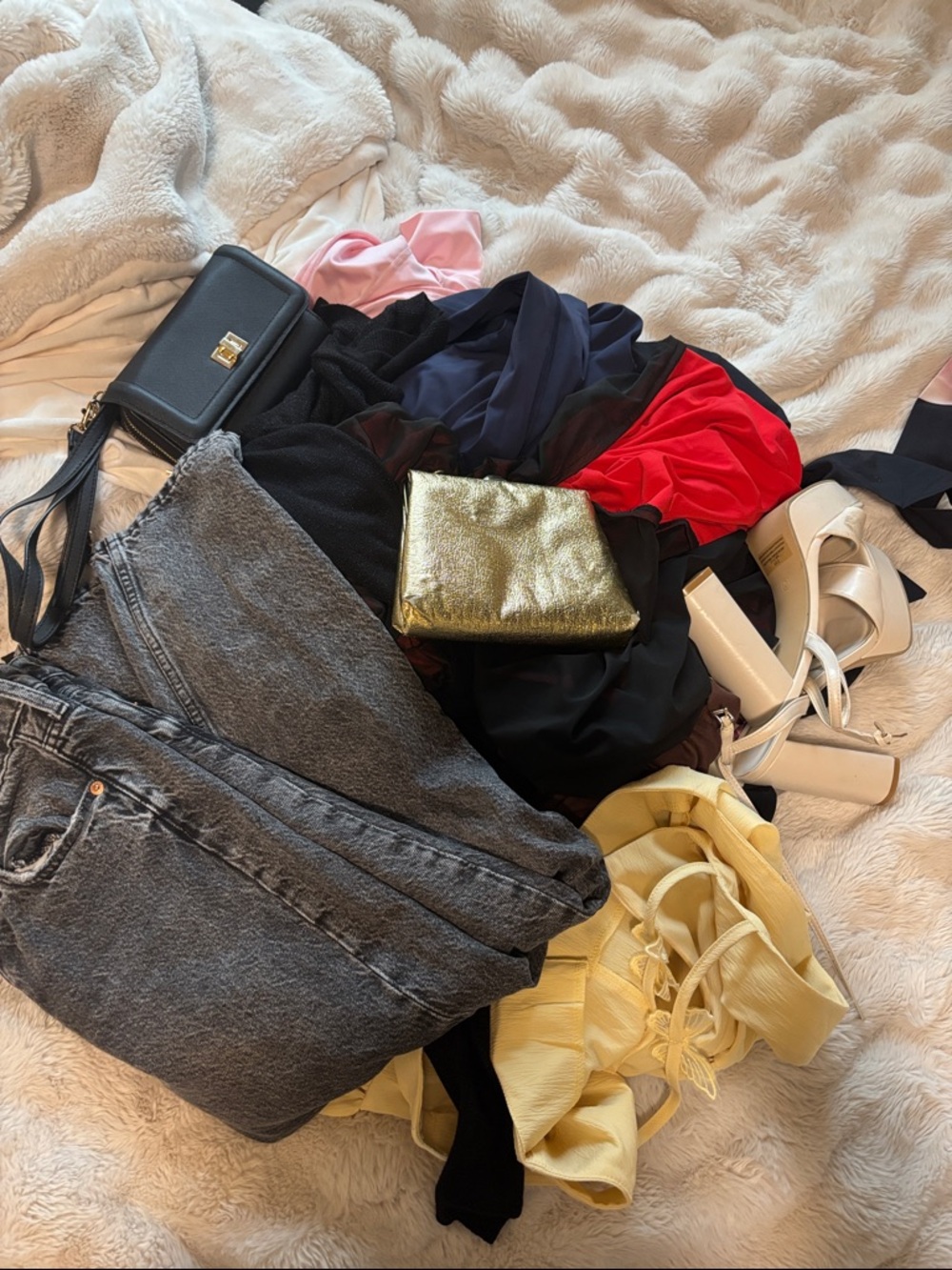 Mystery Bundle - Picture 3 of 3